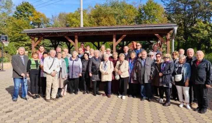 Posedenie dôchodcov Penzión Bezovec  18.10.2023 